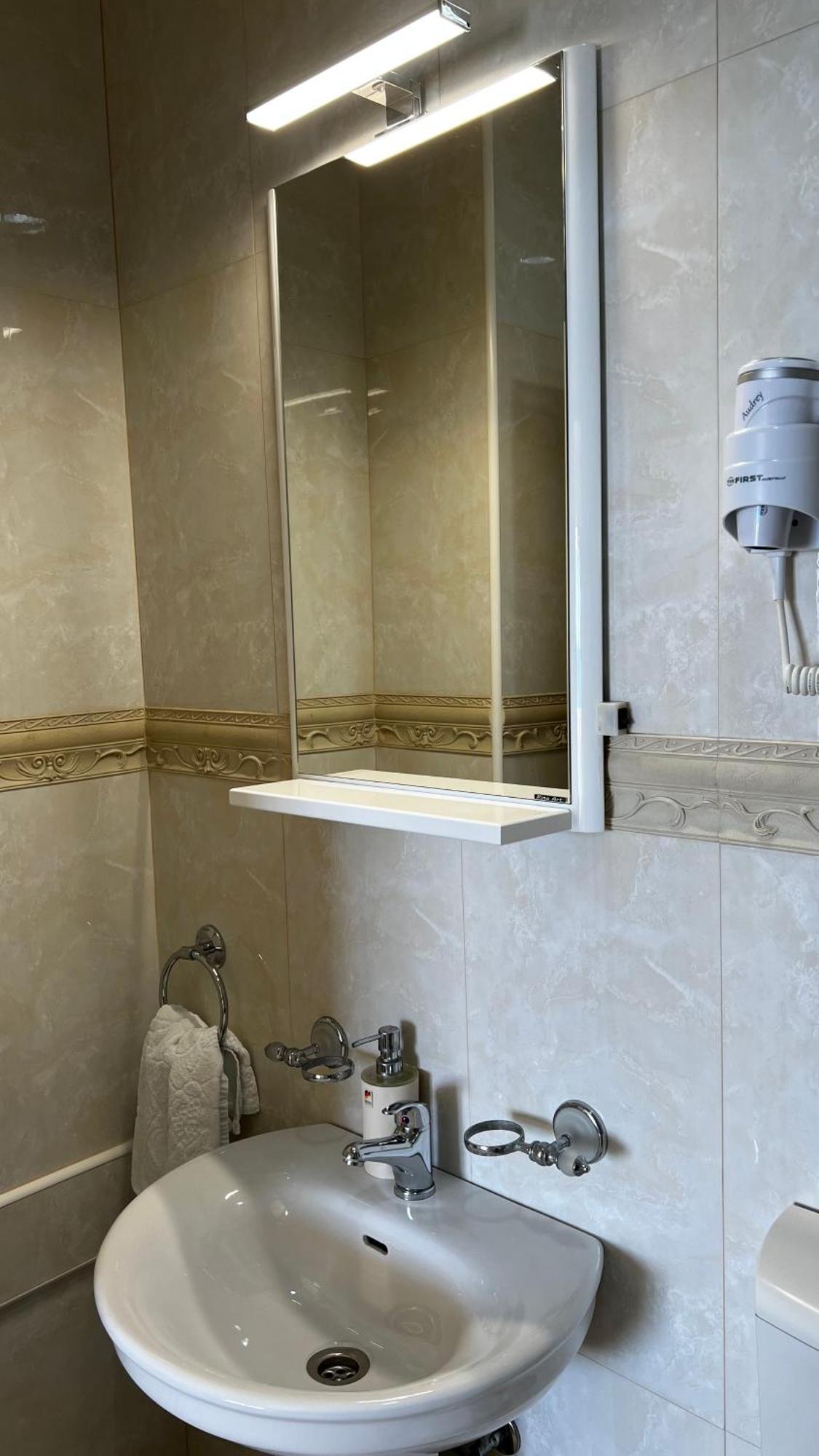Apartmani Luksic Sutomore Exterior foto