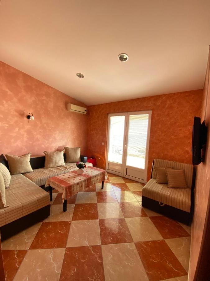 Apartmani Luksic Sutomore Exterior foto