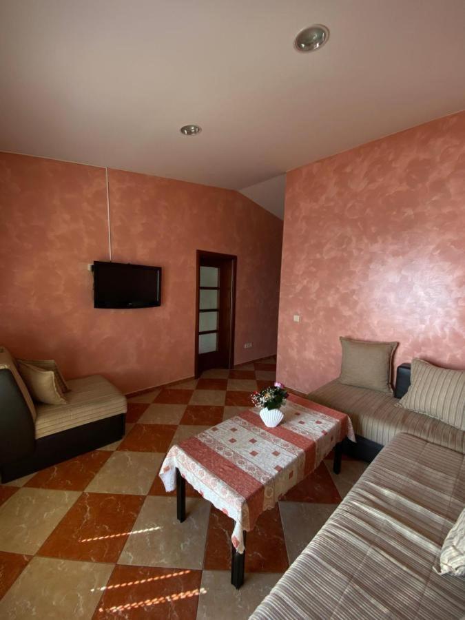 Apartmani Luksic Sutomore Exterior foto